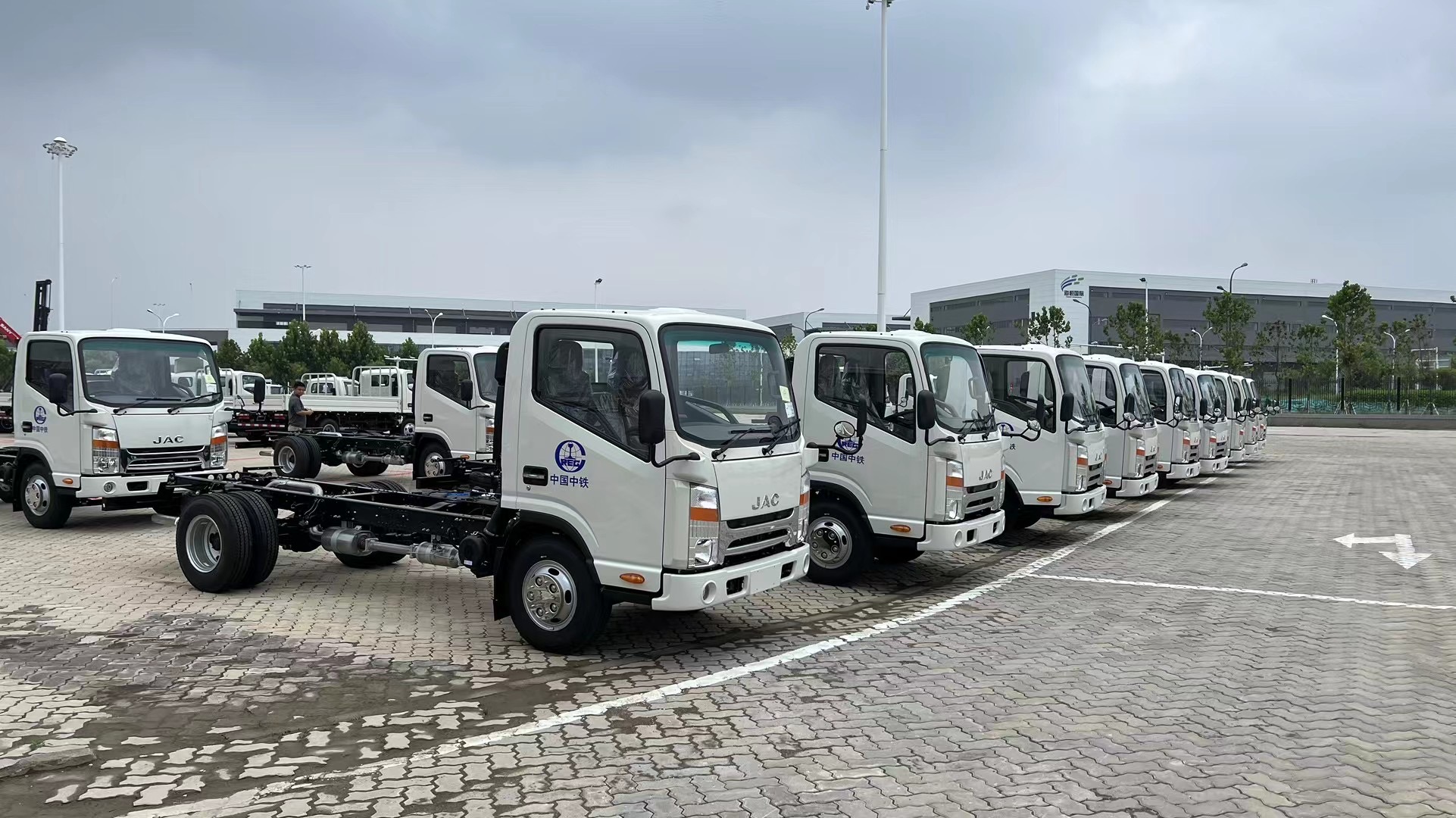 中鐵斐濟(jì)項目載貨汽車3